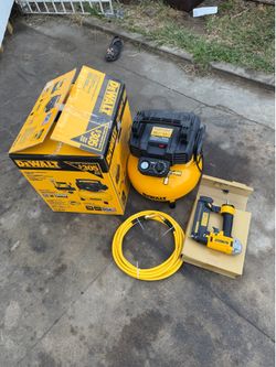 DEWALT 6 Gal. 165 PSI18-Gauge Brad Nailer and Heavy-Duty Pancake Electric Air Compressor Combo Kit
