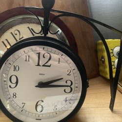 Springfield Dual Sided Outdoor Thermometer and Clock with Wall Bracket