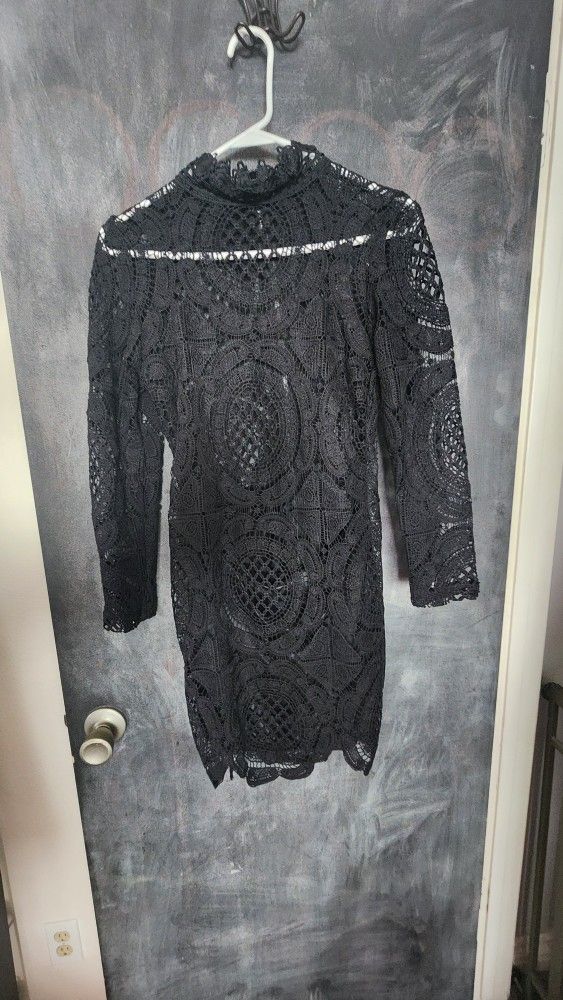 Woman's Dresses (READ FULL DESCRIPTION) 