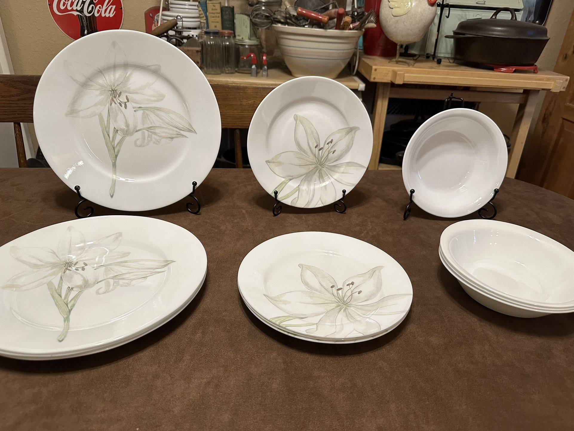 Dinnerware Corelle White Flower ❤️ Corelle INKED POPPY *Choose