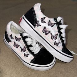 Little girl vans size 12