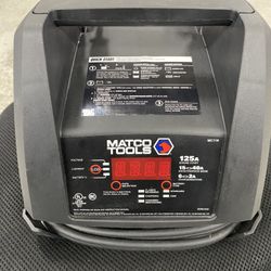 Jump Box / Charging Battery 