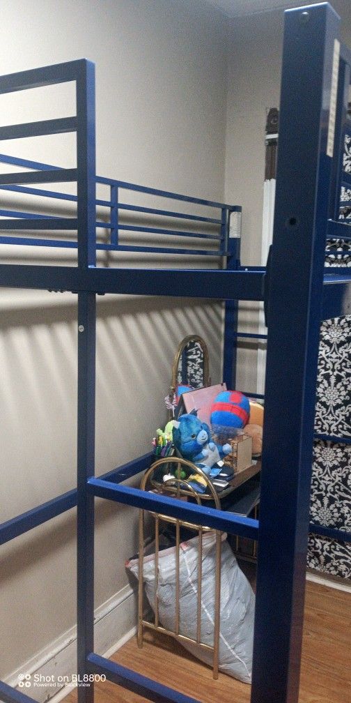 Twin Bed