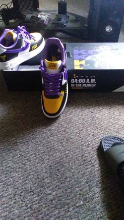 Nike Air force 1 kobe edition size 8.5 in box Jordan off-white 5 grapes size 9 in box BOTH PAIRS 750 OR 375 a piece
