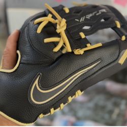 New Exclusive ! Nike Vapor 12" Infield Glove