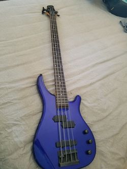 Carlo Robelli blue bass w/ gig bag