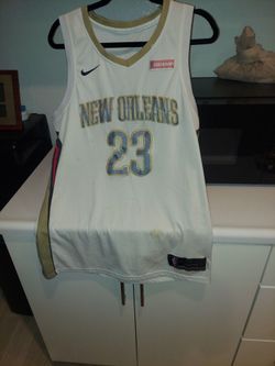 ANTHONY DAVIS 23 JERSEY NO PELICANZ