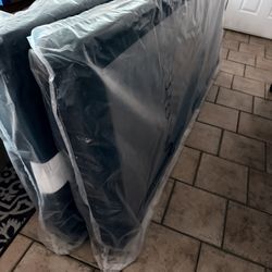 Twin Bed Box Springs (2)