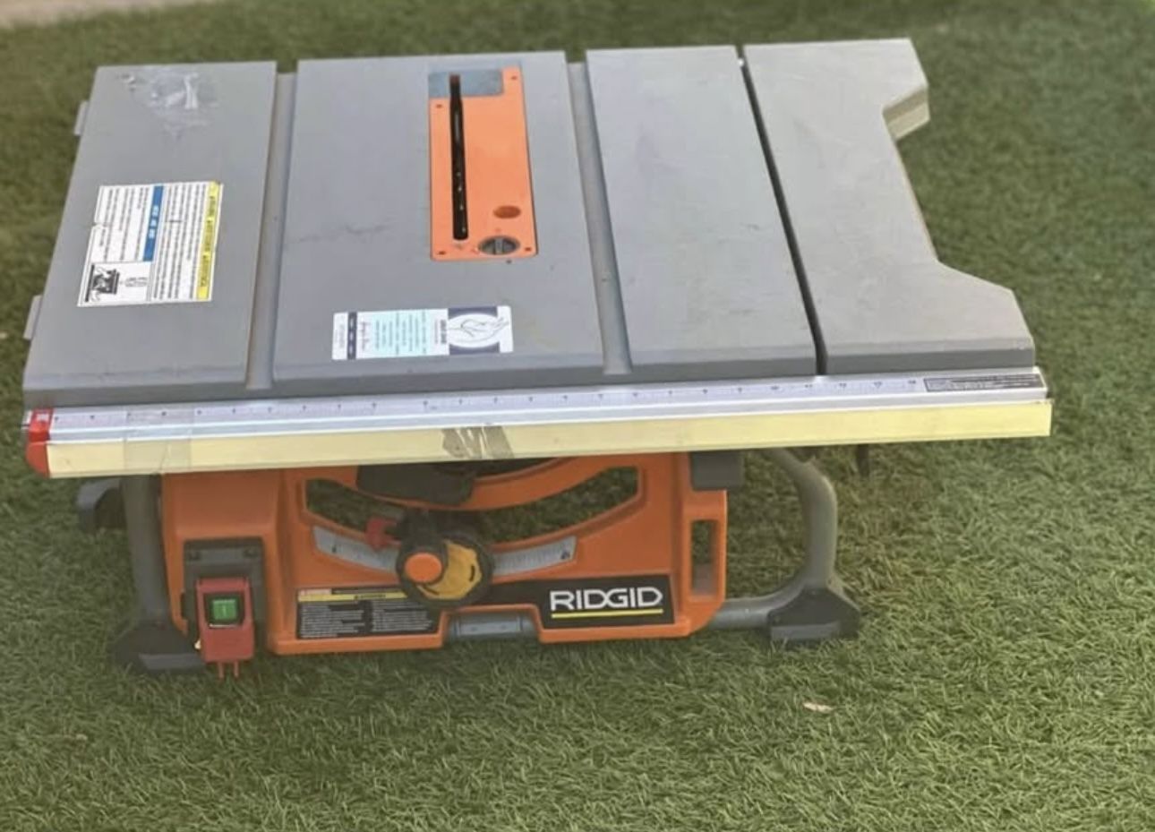 Ridgid 15Amp 10in. Table Saw,no stand