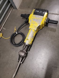 Bosch Brute Jackhammer With ONE Bit