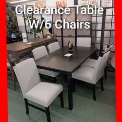 🤩 Dining Table with 6 Chairs
