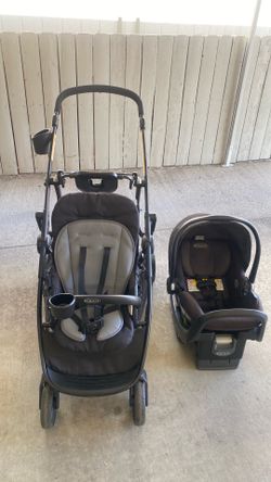 Double Graco baby stroller.