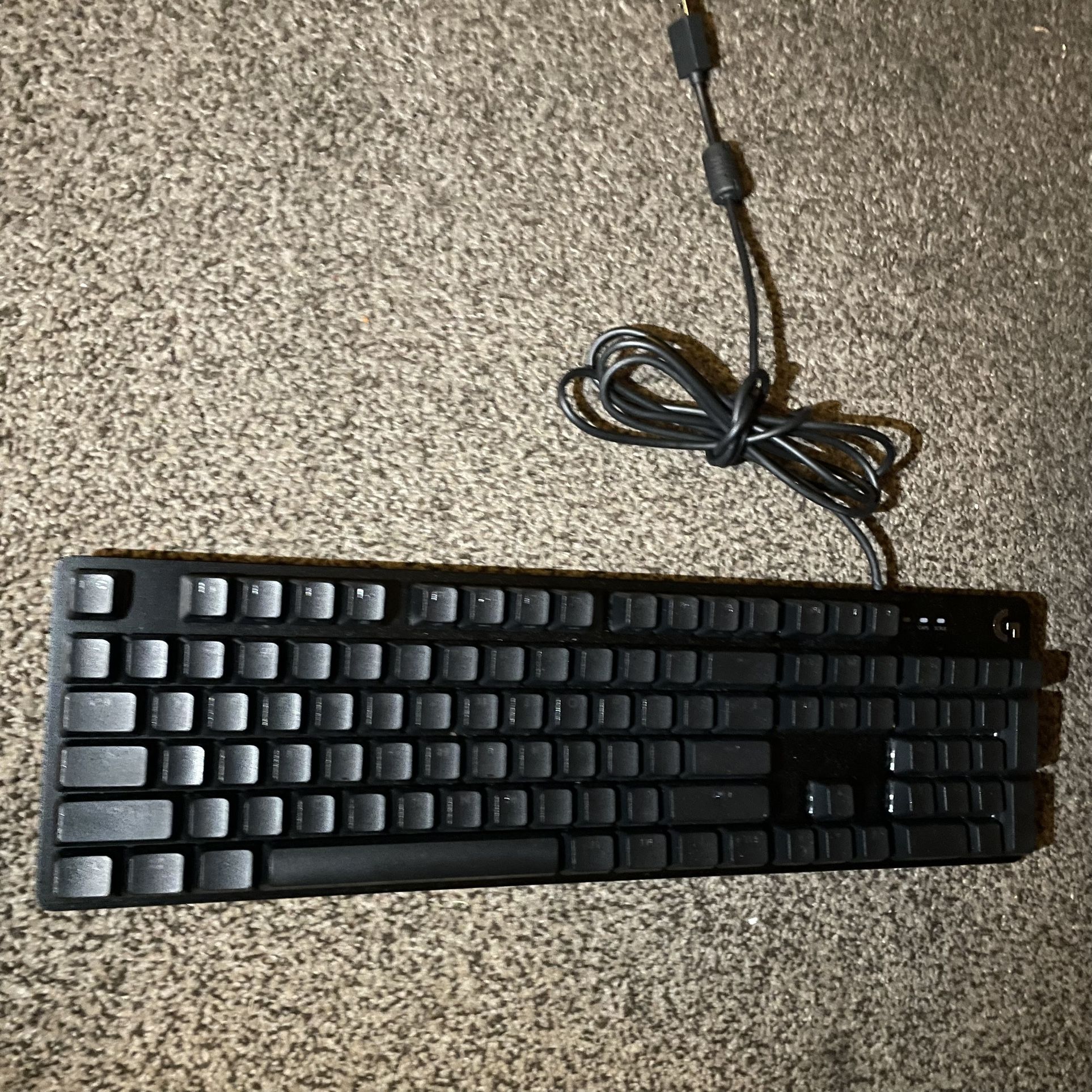 Logitech G413 SE Gaming Keyboard With Mechanical Switches