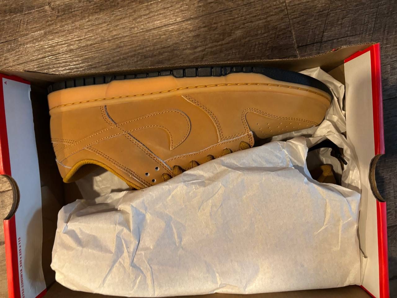 Brand New Men’s Nike Dunk Low Retro SE 50% OFF