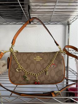 Coach purse, brown, new