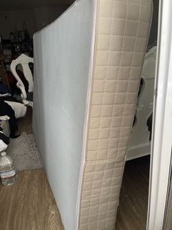 REDUCED!!! IKEA Haugessund Mattress; Great condition, sturdy