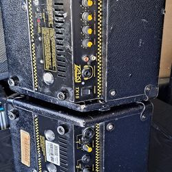 Amps Para Guitarra O Bajo Quinto  Buenas Condiciones 