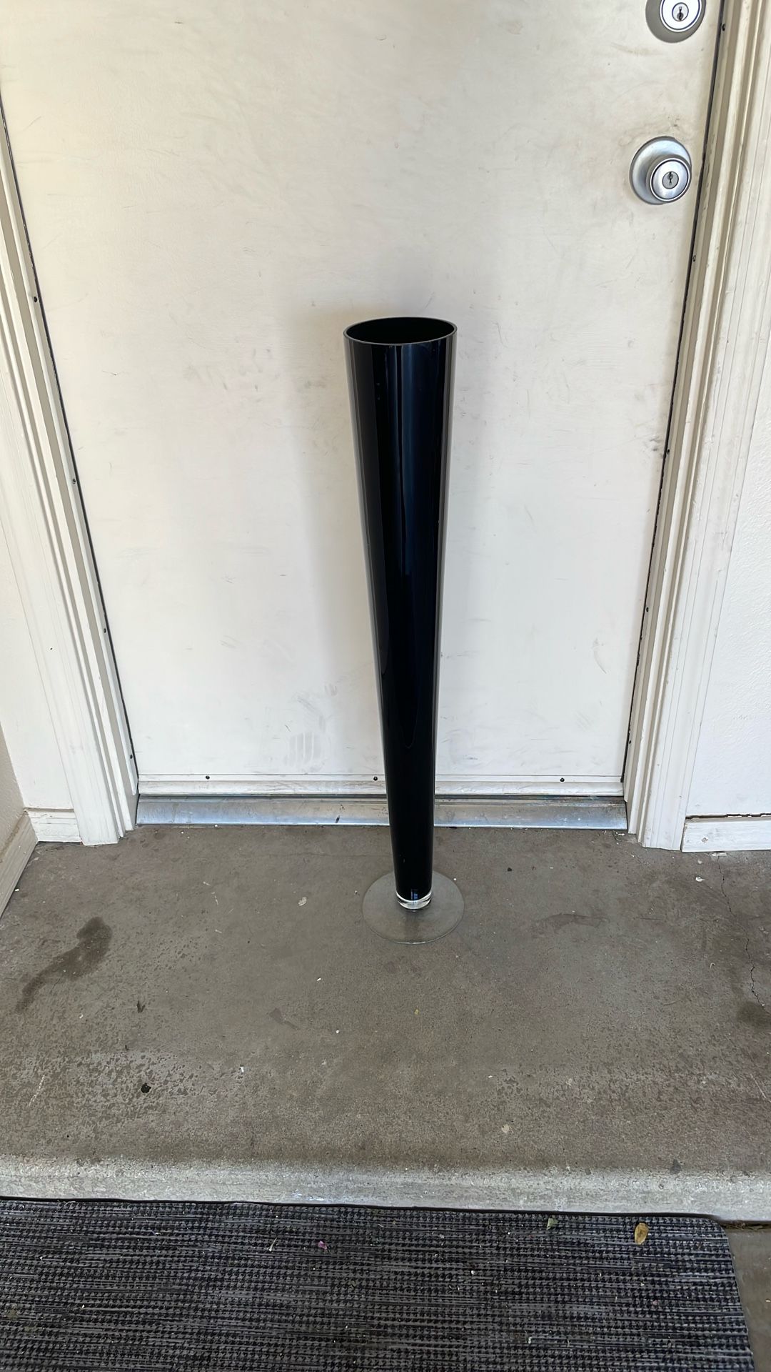 Black Trumpet Vases