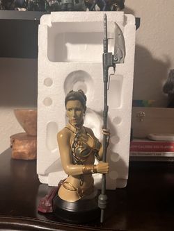 Princess Leia Bust Statue