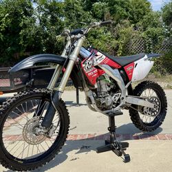 Honda CRF 450 R - 2002 - Great Condition