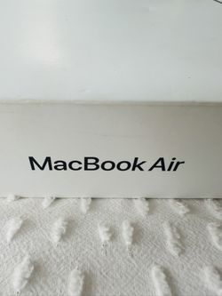 Brand New MacBook Air (15-inch, M2 Chip, 8GB RAM, 512GB SSD)