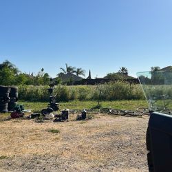 Yard Sale  7398 Crawford St Winton CA Dirt Drive Way Don’t Mind The Dogs There For Sale Too 