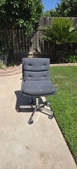 Gray Fabric Swivel Office Chair
