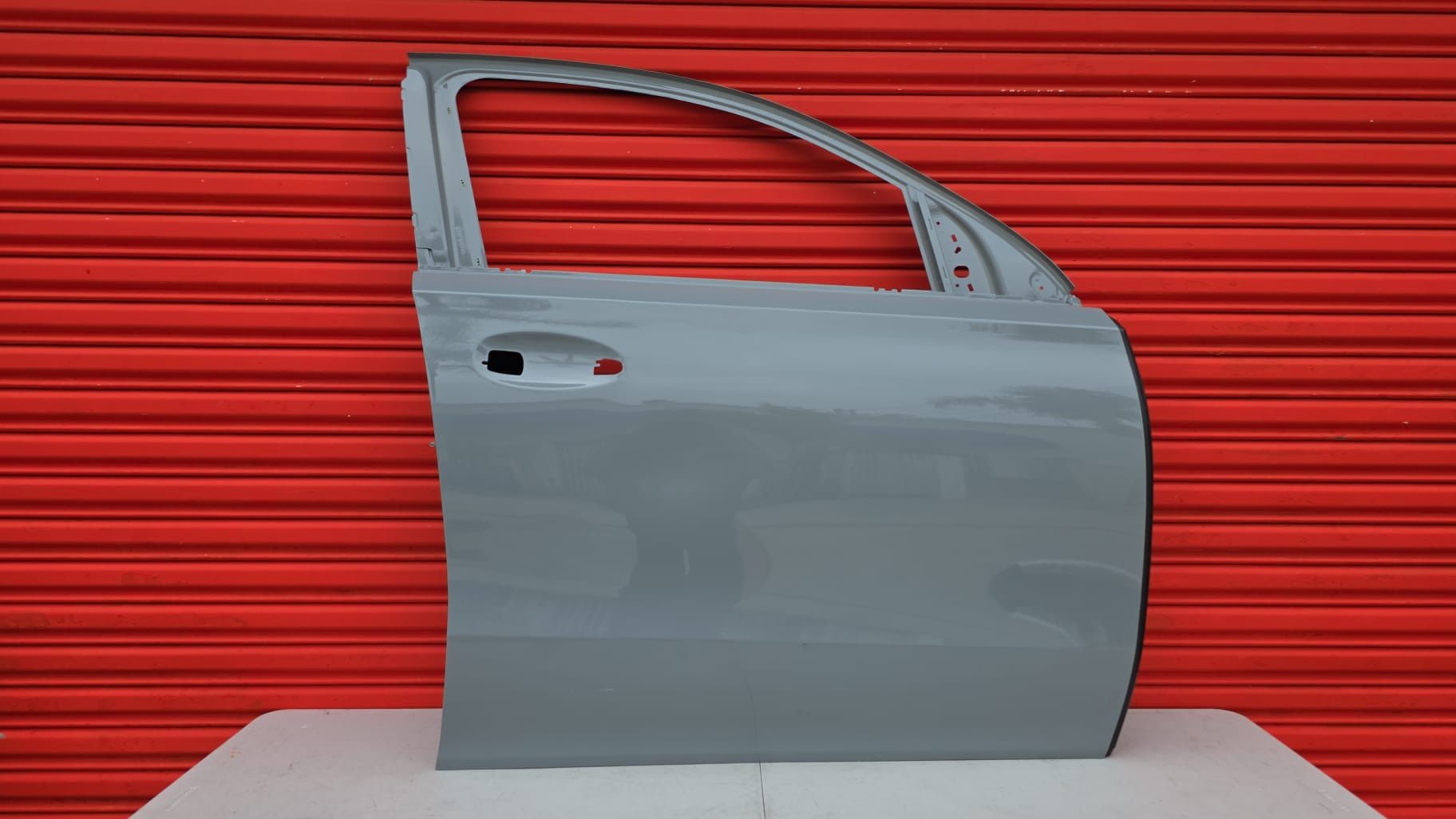 Mercedes Benz GLS GLS580 Front Right Side Door 2020-2023