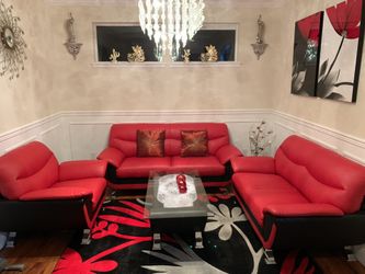 3 piece couch & coffee table