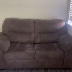 Two Seats Couch 