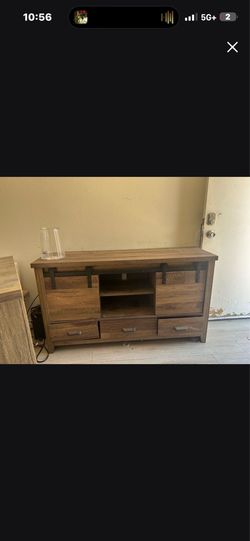 Tv stand