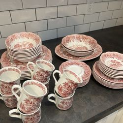 49 Pc. Vintage J&G Meakin “Romantic England” China set