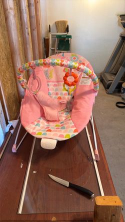 Bright Starts Fancy Fantasy Vibrating Baby Bouncer