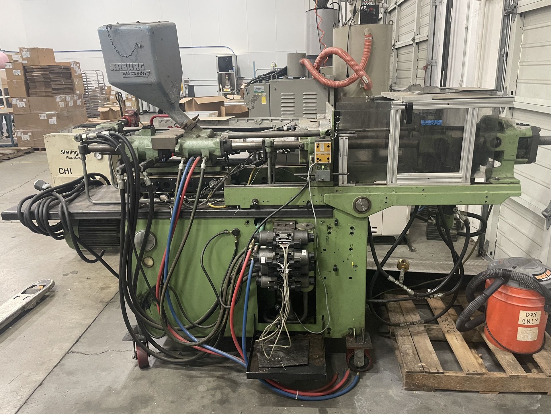 Arburg Injection molding Machine