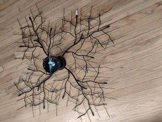NORDIC LUXURY LED TREE BRANCH CEILING LAMP SHADE ($100 FIRM) ( RETAIL $159.99)