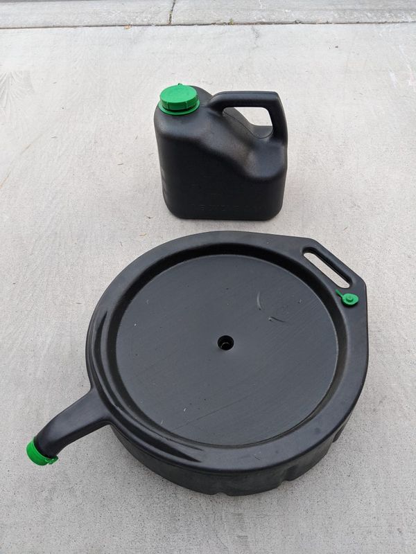 Blitz oil drain pan and oil recycling containers for Sale in Las Vegas, NV OfferUp