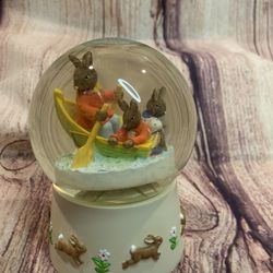 Royal Doulton Bunnykins  “Fun on the Water” Glitter Snow Globe Boat 2006