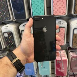 Apple iPhone 8 Plus| 64 GB|$299 Cash Price 