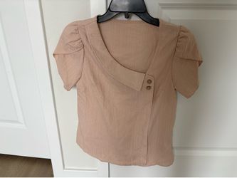 $7 for (1) SHEIN Women’s Short Sleeve Scoop Neck Blouse - Pink Blush