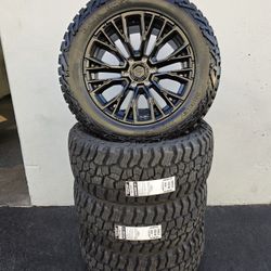 20" Fuel D874 blackout rims w- 32" Mickey Thompson Baja Boss A/T tires