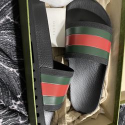 Men’s Gucci Slides 