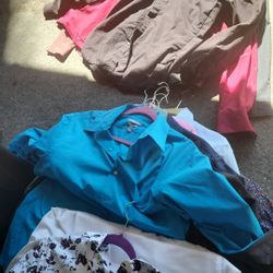 Men Dress/casual Shirts Around 20