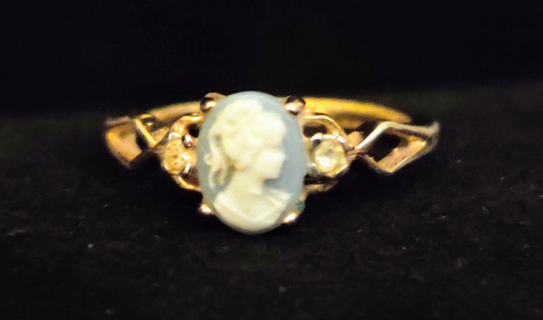 Small Cameo Ring, 18K Gold Plated Ring, Size 6 3/4