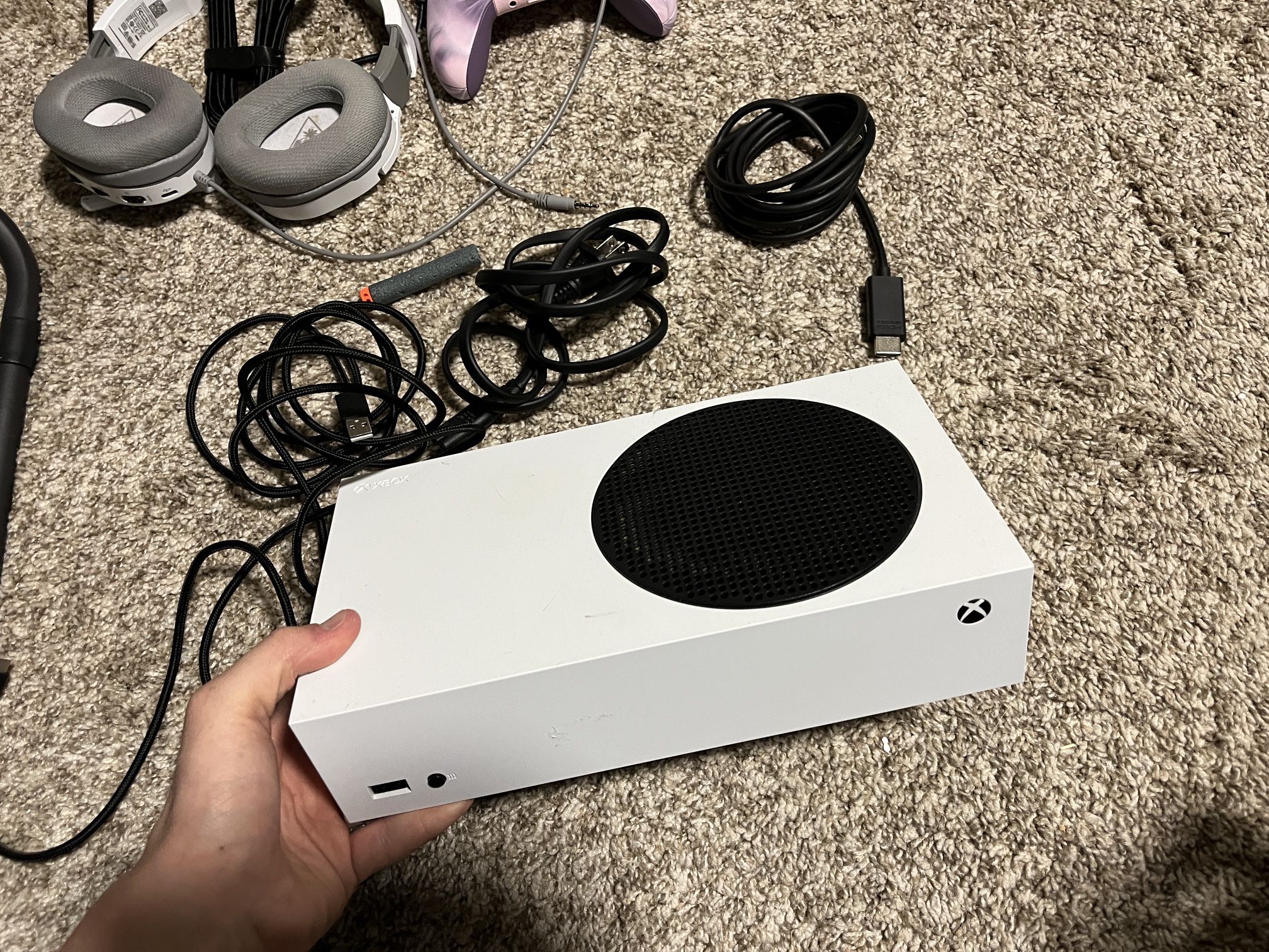Xbox Series S with all cords
