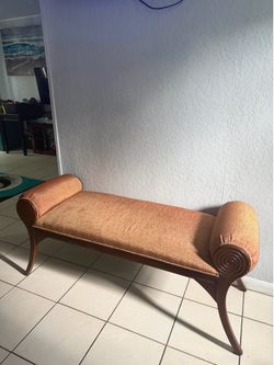 chaise lounge