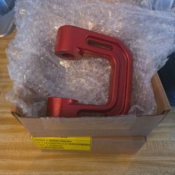 Red Tow Hooks 