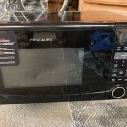 Frigidaire Microwave 