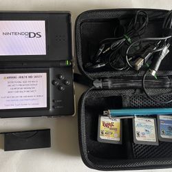 Nintendo DS Lite Cobalt Black Console 3 Games Stylist Dust Protector Case Bundle