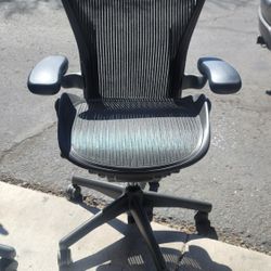 2015 Herman Miller Aeron Office Desk Gaming Chairs 