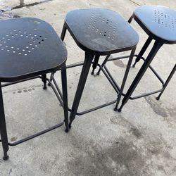3 Stools 